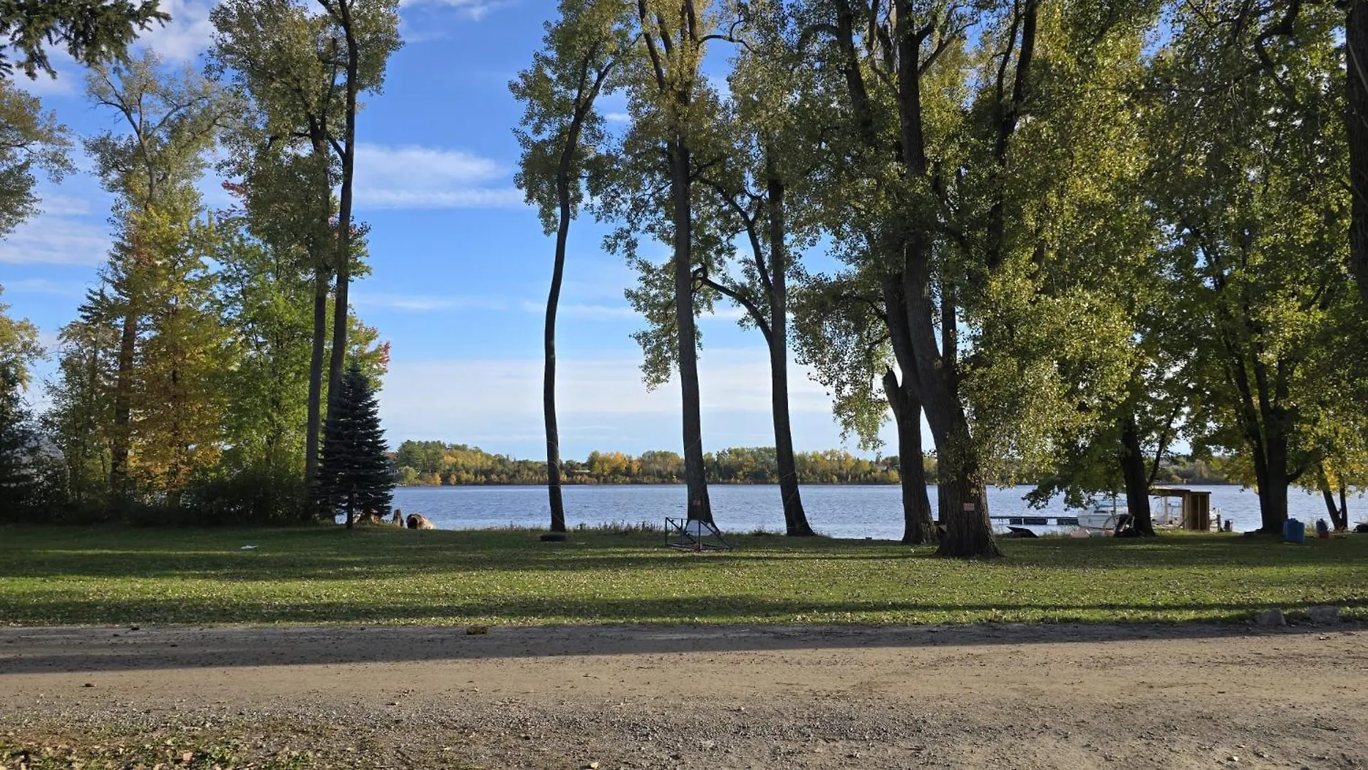 Lakefront House 25 Minutes From Downtown Ottawa-Gatineau Gatineau